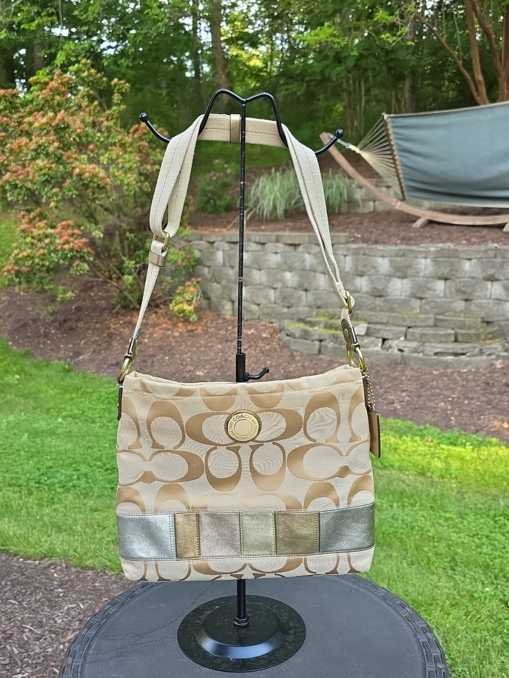 Coach Signature Stripe File Bag F19209